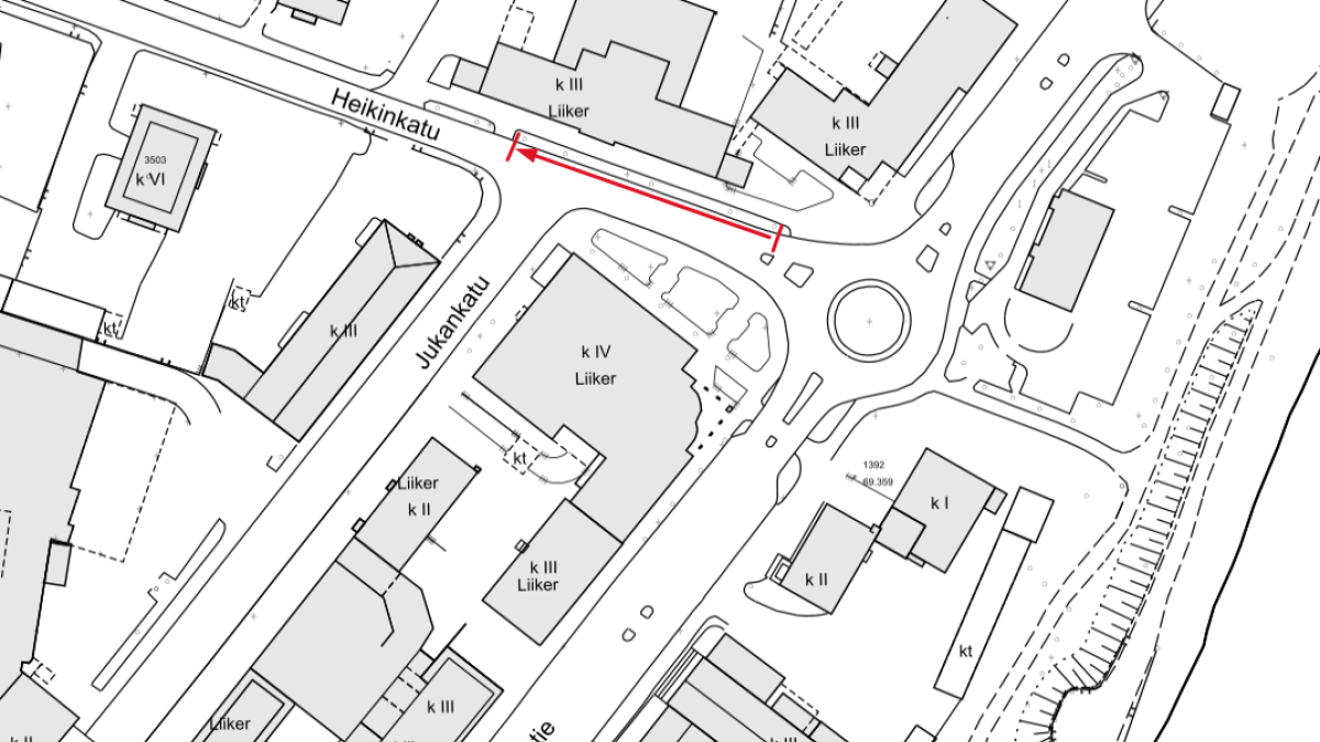 Karttakuvassa punaisella viivalla merkitty kohta tulevista parkkipaikoista.